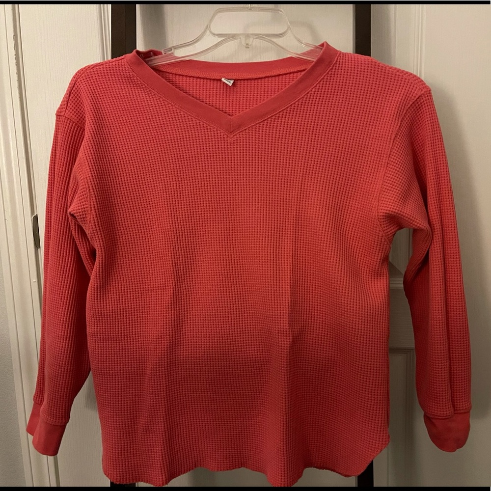 Uniqlo Waffle V neck shirt